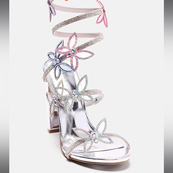 Strappy Butterfly heels - Picture 1 of 2